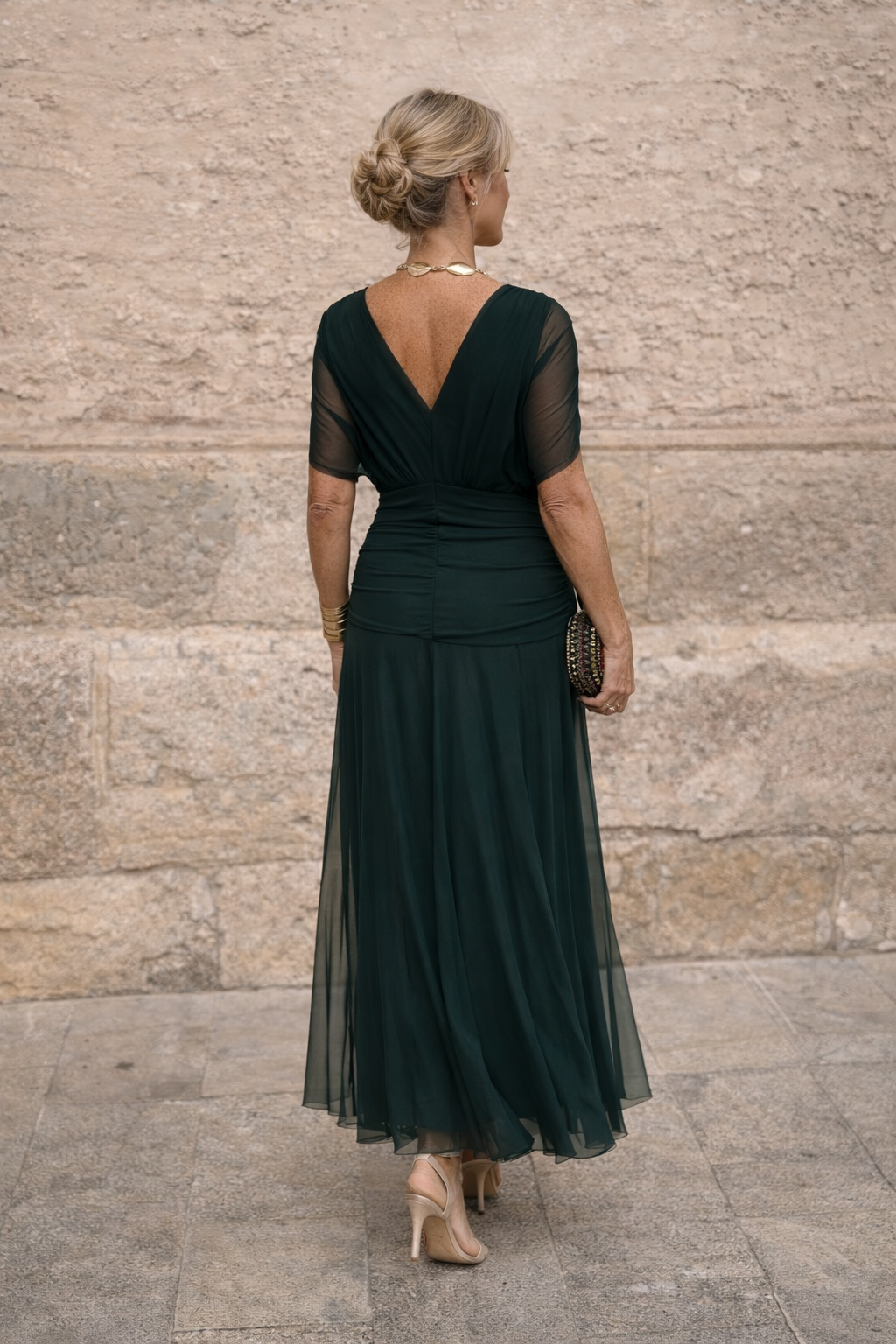 V Neck Party Dress Elegant Silhouette Occasion Wear Style