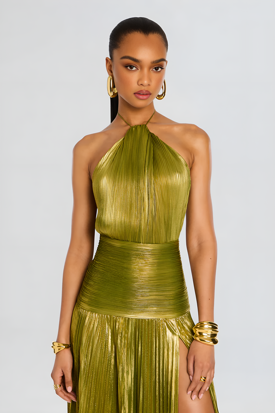 Long Halter Neck Dress for Women with Pleated Skirt and Open Back