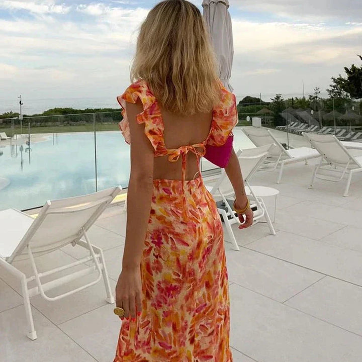 Maxi Dress Ruffle Floral Pattern Stylish Summer Look Feminine Fit