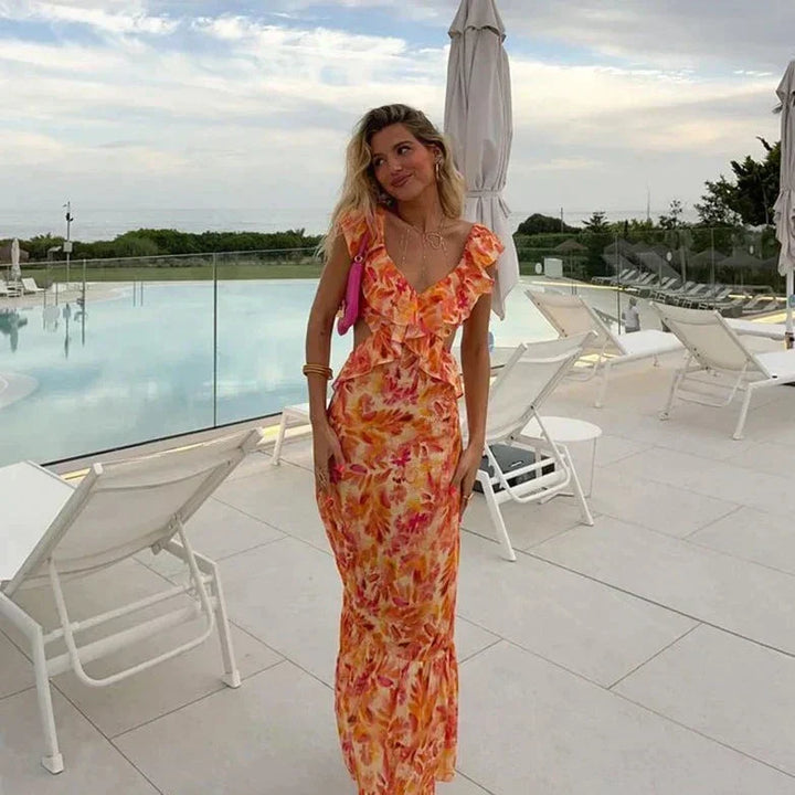 Maxi Dress Ruffle Floral Pattern Stylish Summer Look Feminine Fit